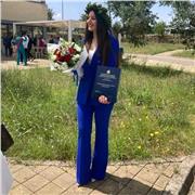 Laureata in Giurisprudenza offre ripetizioni in Diritto e servizio dopo scuola (elementari, medie,licei ed università)